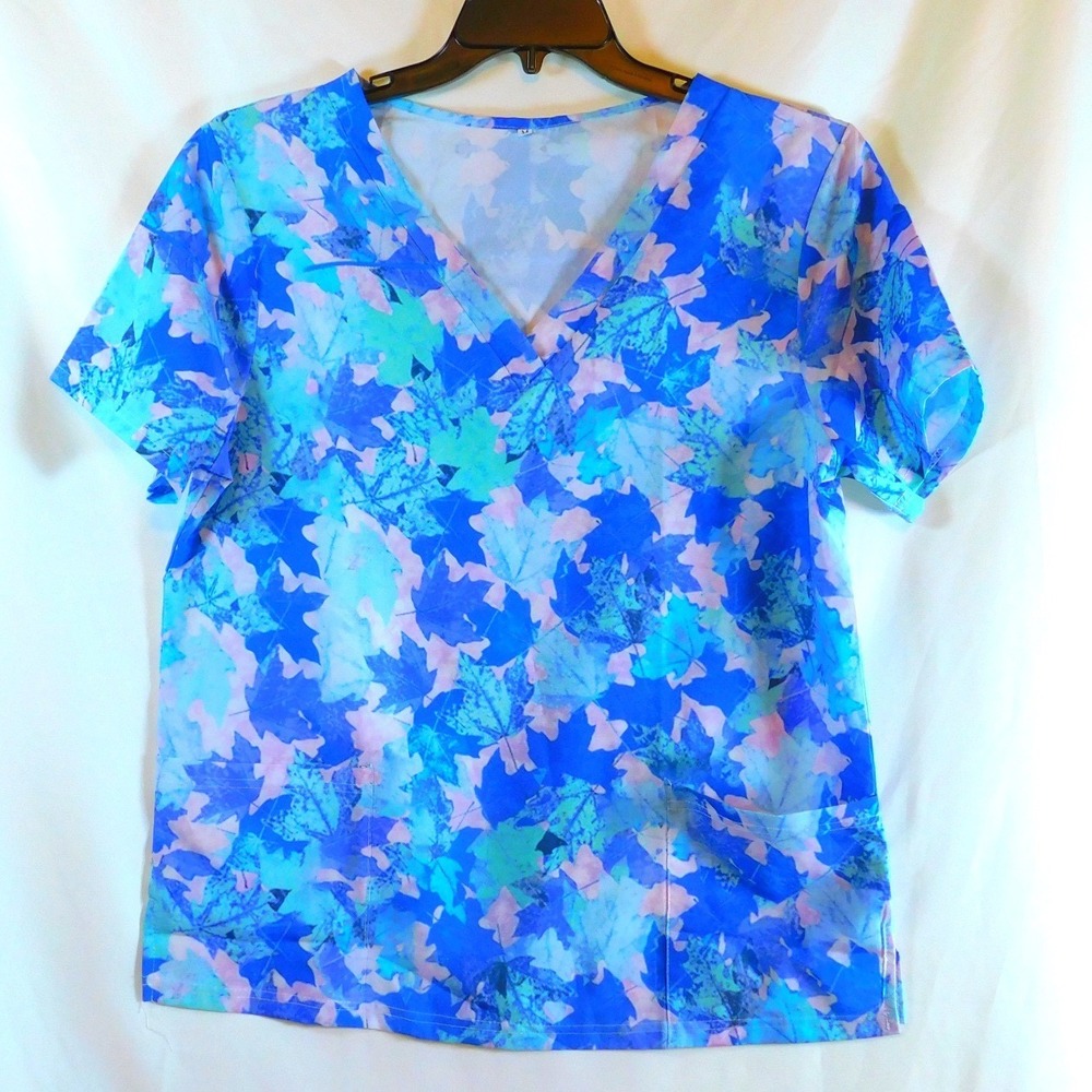 Blue‎ Maple Leaf Print V-Neck Scrub Top Short Sleeve 2-Pocket Medical Uniform M